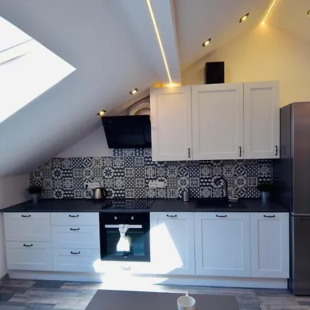 Daire Zolnierska 31 - Nr 1 *